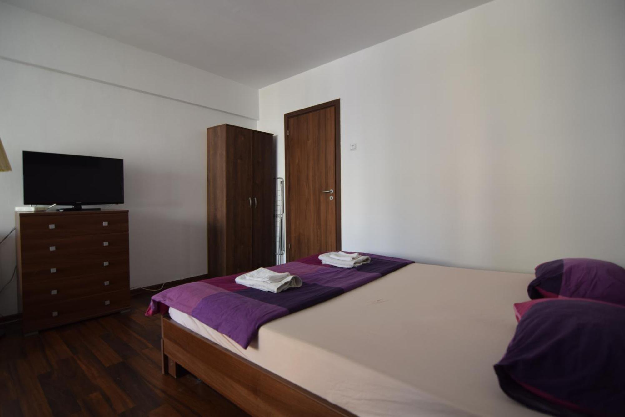 Апартаменты Resedinta Luterana Бухарест Экстерьер фото